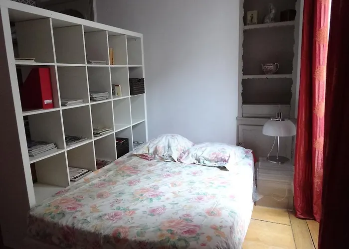 Les Serruriers - Appartement Spacieux Avec Terrasse & Parking